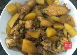 Illustration of how to cook chicken legs and potatoes 6