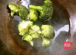 Illustration of how to make shrimps with thousands of threads 5