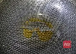 Illustration of how to make steamed pork ribs and lotus root 6