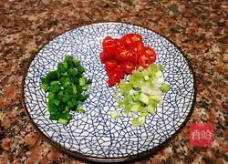 Illustration of braised crucian carp with beef sauce 2