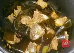Illustration of how to make kelp braised pork ribs (braised version) 12