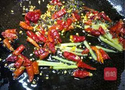 Illustration of how to make spicy chicken 14