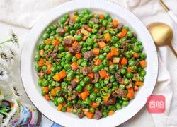 Illustration of nutritious and delicious fried beef with peas 20