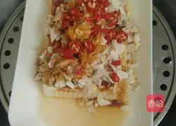 Illustration of how to make steamed lactone tofu with sea duck eggs 5