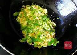 Bitter Melon Omelette Recipe Illustration 8