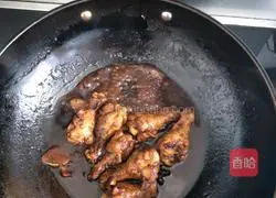 Simple home-style braised chicken wings with root or medium recipe 5