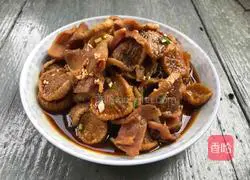 Illustration of how to make steamed bacon and dried radish 9