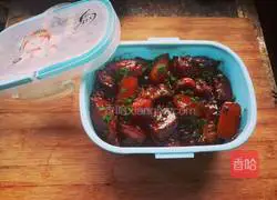 Illustration of how to make fat but not greasy braised pork 7