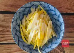 Illustration of how to make stir-fried meat with bamboo shoots 4