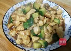 Illustration of how to make cucumber and chicken 8