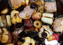 Recipe for Braised Eel with Candied Dates, Wolfberry and Longan 7