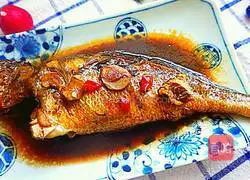 Braised yellow croaker#New Year's Eve dinner recipe illustration 9