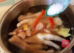 Illustration of how to make grilled chicken feet 8