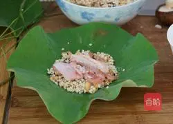 Lotus leaf glutinous rice chicken recipe 4