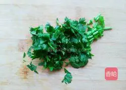 Illustration of how to make coriander omelette 2