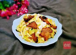 Illustration of how to make fried cabbage with bacon 19