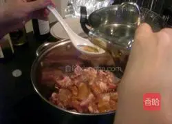 Illustration of how to make high-sheng spareribs 5