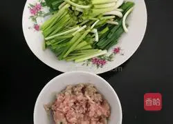Illustration of how to make minced garlic meat 1