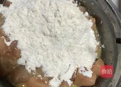 Illustration of how to make pineapple sweet and sour meat 10