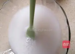 Illustration of how to make pearl meatballs 2