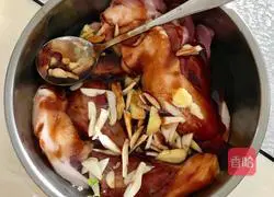 Honey Barbecued Pork (Rice Cooker Version) Recipe Illustration 2