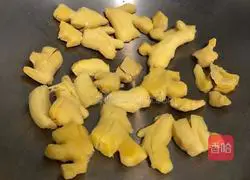 Illustration of how to make sweet vinegar pig's feet and ginger 3