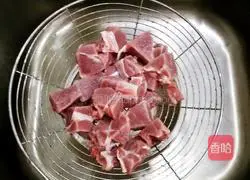 Illustration of French red wine braised beef 6