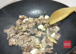 Illustration of how to make stir-fried lemon duck 4