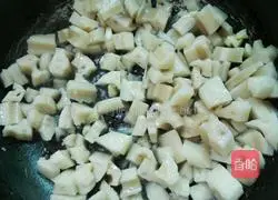 Illustration of making sweet and sour lotus root 5