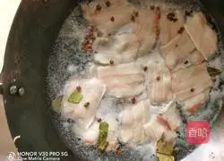 Illustration of twice-cooked pork 4