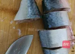 Illustration of the classic homemade Spanish mackerel with garlic sauce 2