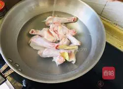 Illustration of braised duck wing roots 1