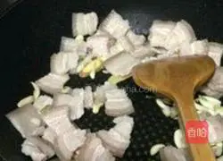 Illustration of how to cook pork and cabbage stewed vermicelli 3