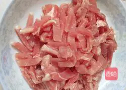 Chili Illustration of how to make fried shredded pork 1