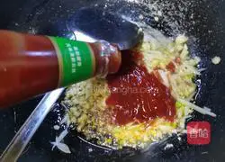 Illustration of how to make braised prawns for a prosperous Chinese New Year 9