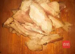 Illustration of how to make twice-cooked pork with hot pepper 4