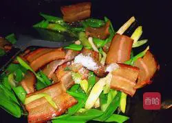 Illustration 6 of how to stir-fry bacon with green garlic