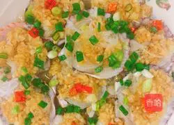 Illustration of how to make garlic vermicelli scallops 16