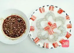 Illustration of how to make garlic vermicelli, crab fillet and steamed shrimp 4