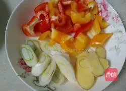 Illustration of how to make fried squid with pepper 3