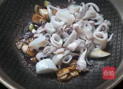 Illustration of how to make ginger-roasted squid 8