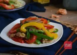 Illustration of how to make fried meat with colored pepper 7
