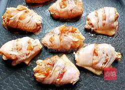 Illustration of home-cooked chicken wings 8