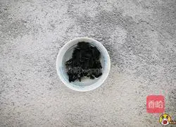 Illustration of how to make cod, seaweed and scrambled eggs 3