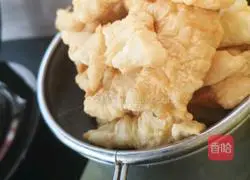 Illustration of how to make sweet and sour fish fillets 6