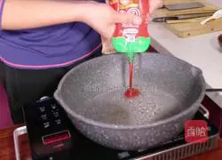 Illustration of how to make pineapple sour pork 9