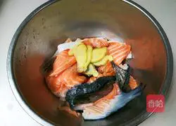 Illustration of how to make salmon bones with green onion 11