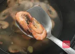 Illustration of the fancy presentation of boiled shrimp (with flavor plate) 10
