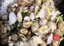 Illustration of how to make braised cuttlefish and clams 8