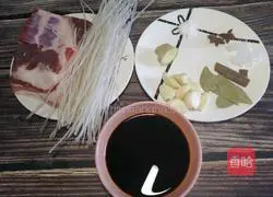 #河北菜# Pork stewed vermicelli recipe illustration 1